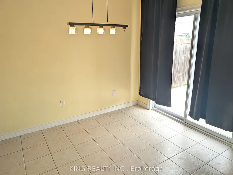 1834 Reilly Walk — Photo 6