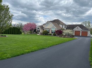 524 Martins Corner Rd, Coatesville, PA 19320