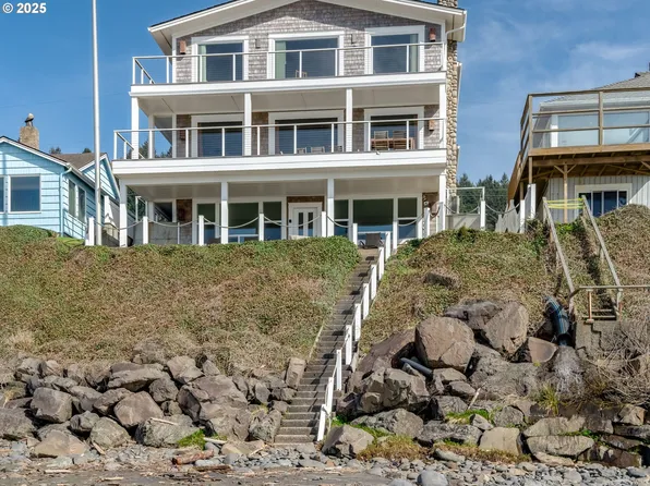 6937 NW Logan Rd, Lincoln City, OR