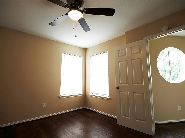 11615 Glenwolde Dr — Photo 19