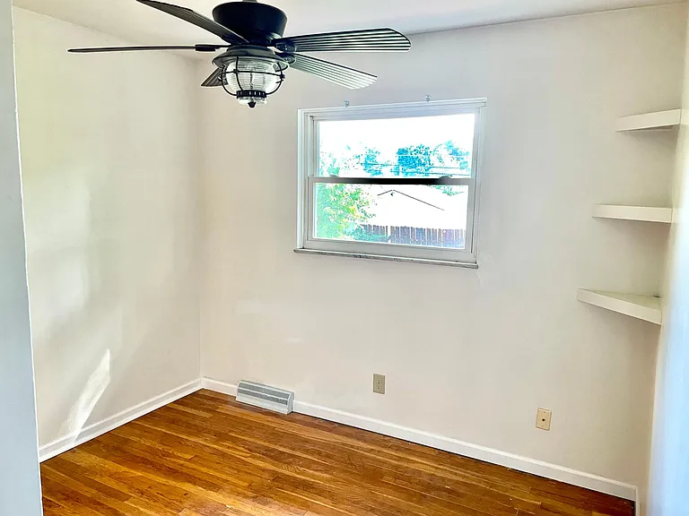 5021 Scioto Darby Rd — Photo 16