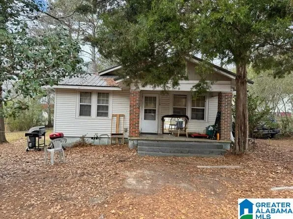 110 11th St S, Pell City, AL 35125