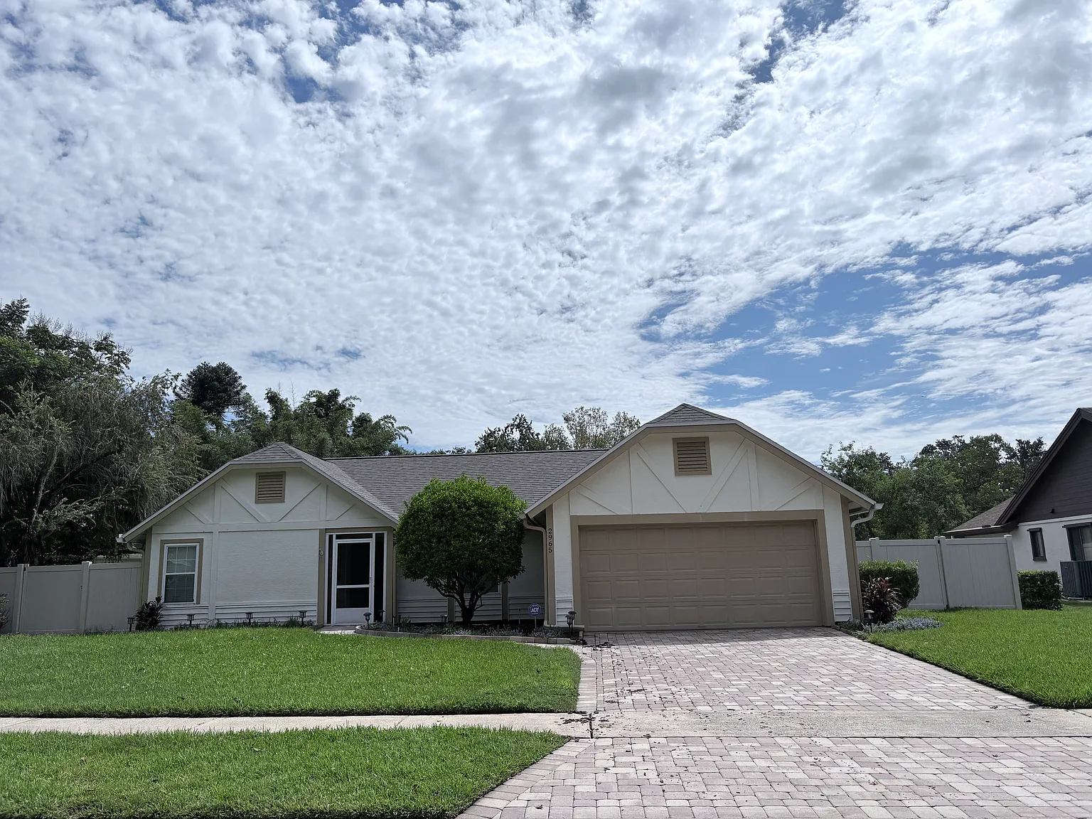 3 bed, 1824 sqft, $2,599 — Photo 1