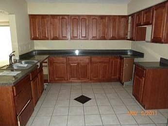 2nd image of 209 Circle Dr
