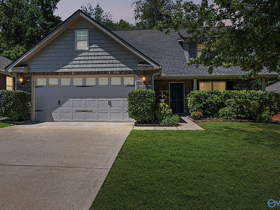 2nd image of 129 Alderwood Dr