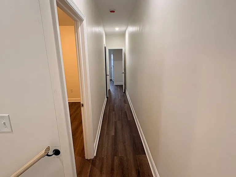 408 Whitridge Ave — Photo 6