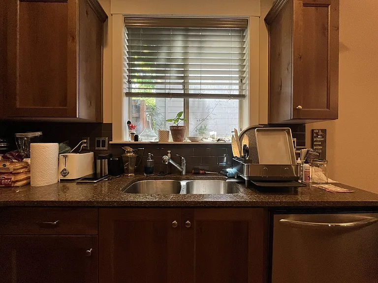 9304 N Macrum Ave — Photo 10