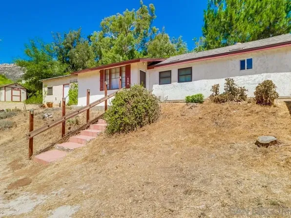 209 Frances Dr, El Cajon, CA 92019