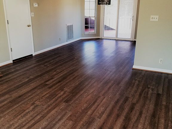 4th image of 617 Blackburn Dr