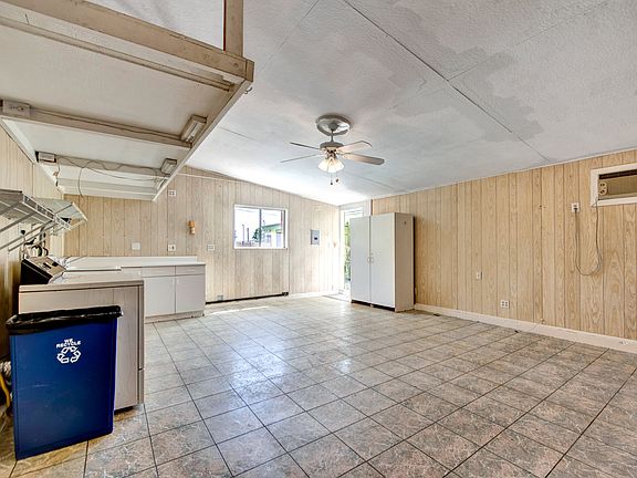 4th image of 2408 Santa Clara Ave