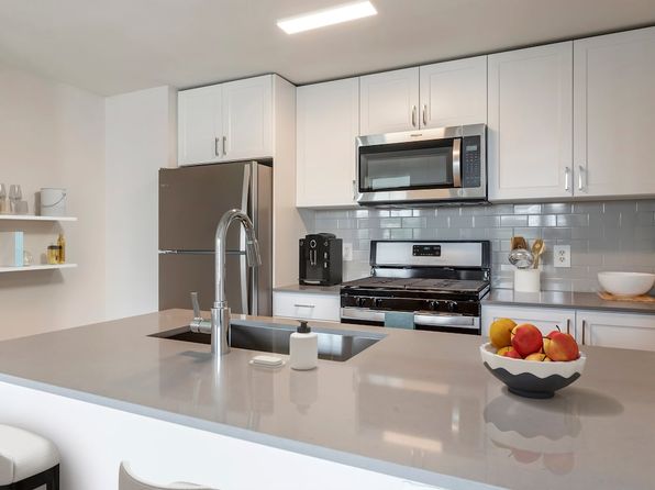 1299 Corporate Dr #10-1012