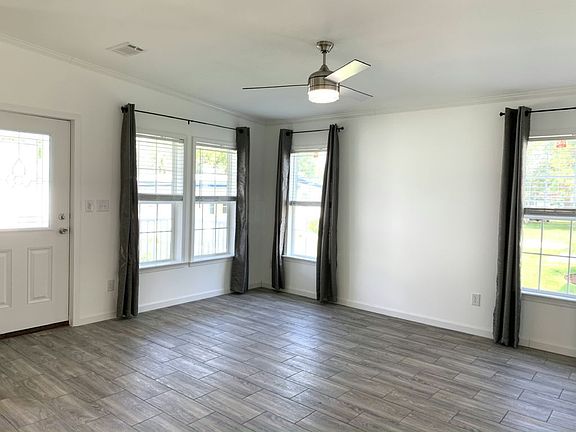 5th image of 200 Forest Dr #Yxe8jh