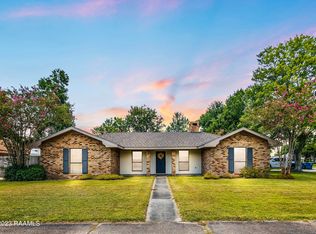 221 Harvest Dr, Lafayette, LA 70508