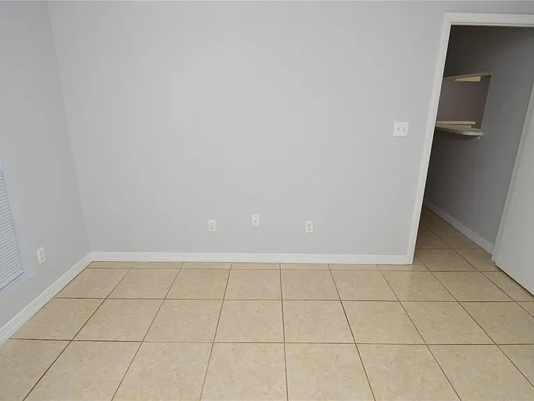 8643 Mallard Reserve Dr #104 — Photo 52