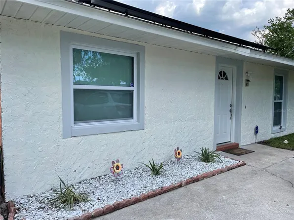 5977 Wallace Dr, Orlando, FL 32807