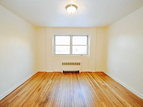 5th image of 8308 155th Ave