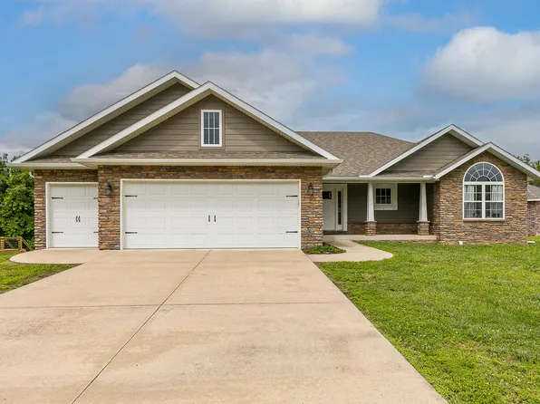 2225 S Mesa Drive, Bolivar, MO 65613