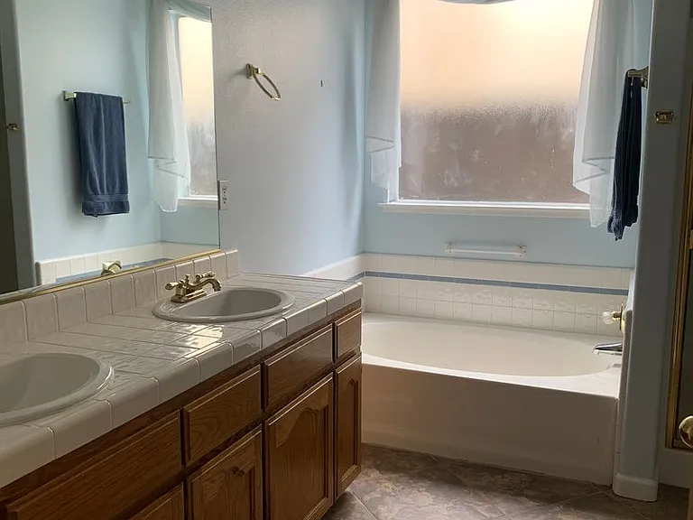 2430 Zion Way — Photo 11
