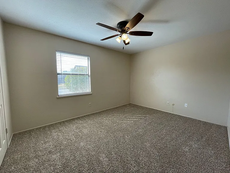 3832 Bridalwreath Dr — Photo 18