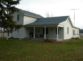 7995 Cranberry Lake Rd, Jonesville, MI 49250