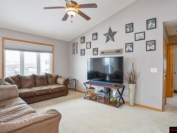 5th image of 1008 Saint Andrews Dr