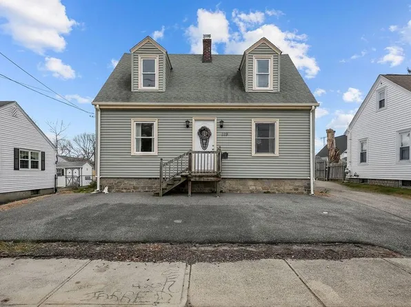 119 Midwood St, Cranston, RI 02910