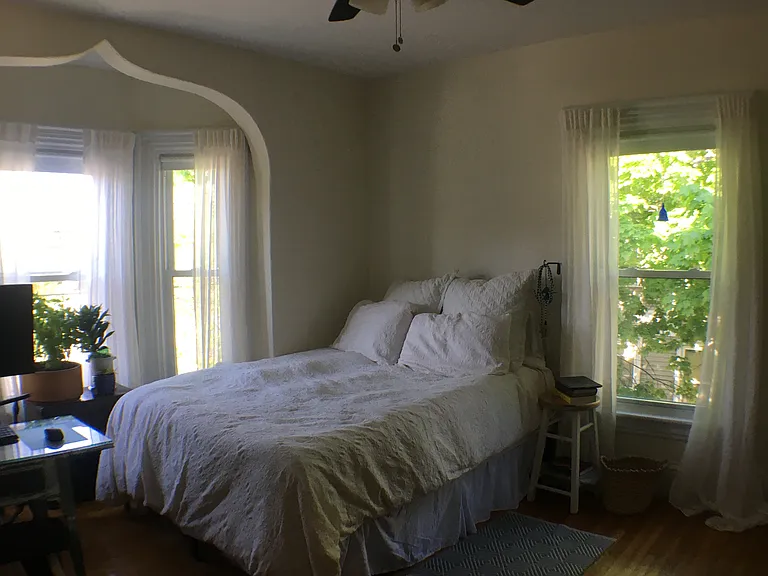 16 Maple St #2 — Photo 4