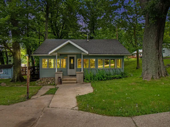 61194 N Main St, Jones, MI 49061