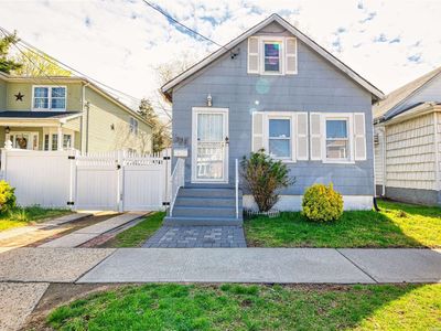 337 Werns Ave, Elmont, NY, 11003