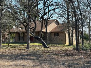 1047 Private Road 3022, Elgin, TX 78621