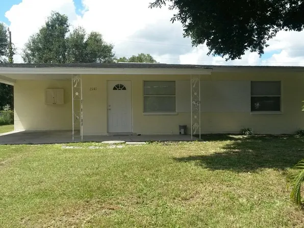 2141 W Gardenia Cir, North Fort Myers, FL 33917