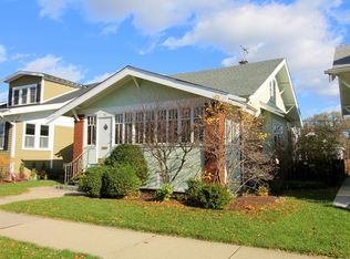 910 N Harvey Ave, Oak Park, IL