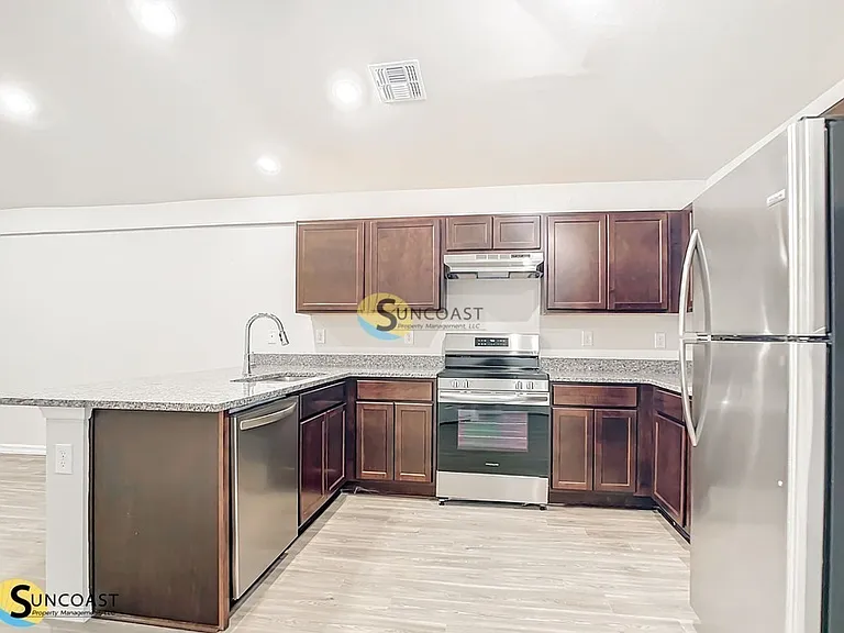 1248 Navigator Rd — Photo 7