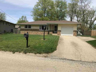 103 Concord Ave, East Peoria, IL, 61611