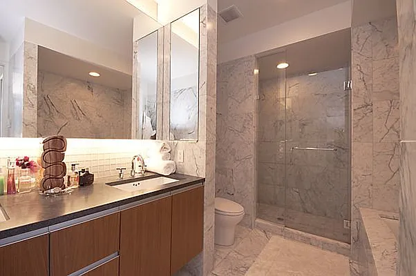 Rented by Carroll Group Residential Inc | media 31