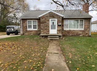 4520 Spahr St, Holt, MI 48842