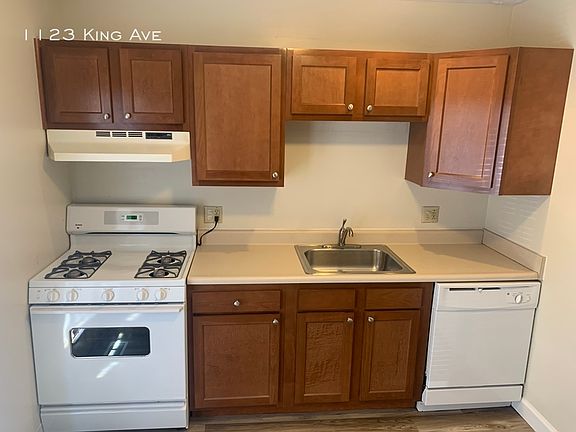 3rd image of 1123 King Ave
