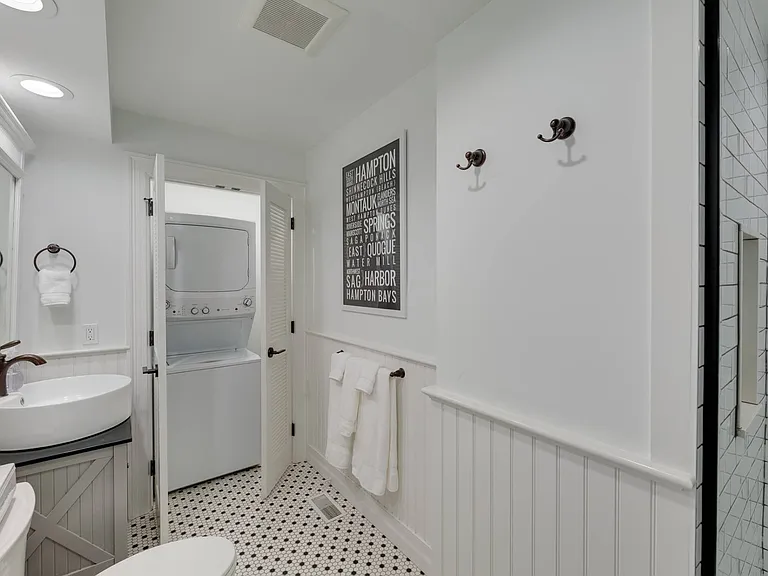 24 Stratton Sq — Photo 10