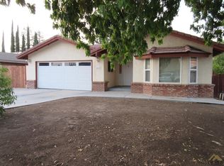 6116 Diamond Oaks Ave, Bakersfield, CA 93306