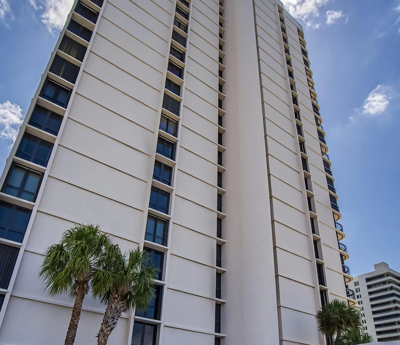2 bed, 2.0 bath, 1291 sqft, $3,500 — Photo 4