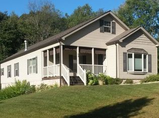 68 Ross Hollow Rd, New Kensington, PA 15068