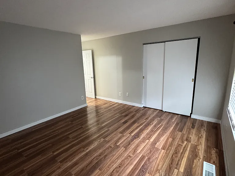 1127 Black Oak Dr #1125 — Photo 8