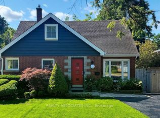 15 White Ave, Toronto, ON M1C1P1