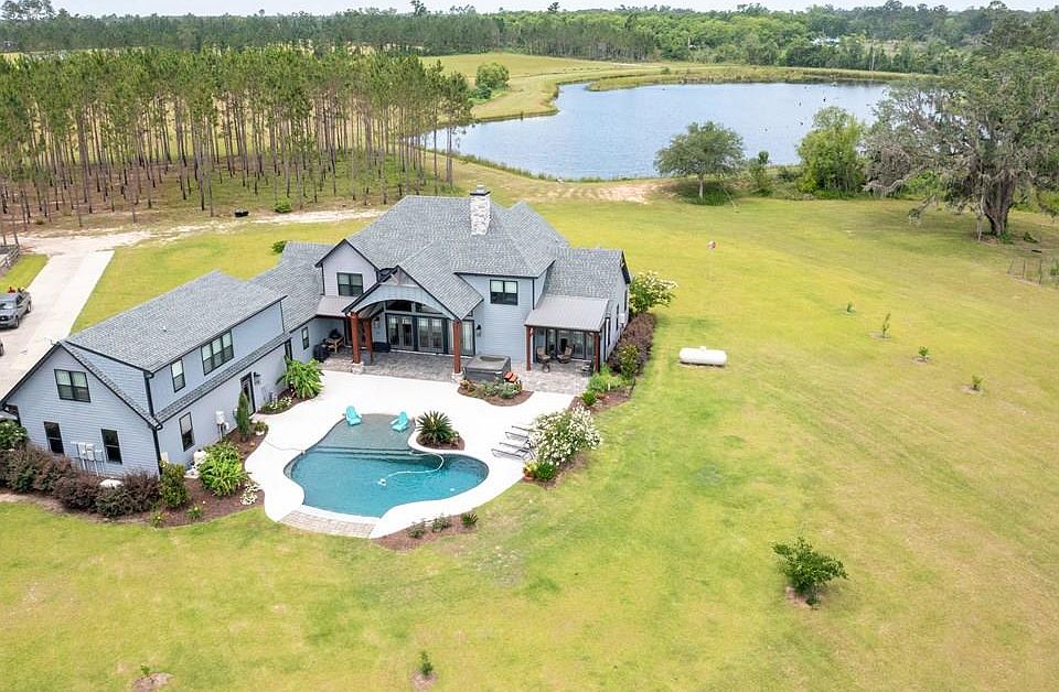 1st image of 35 Tyler Rd