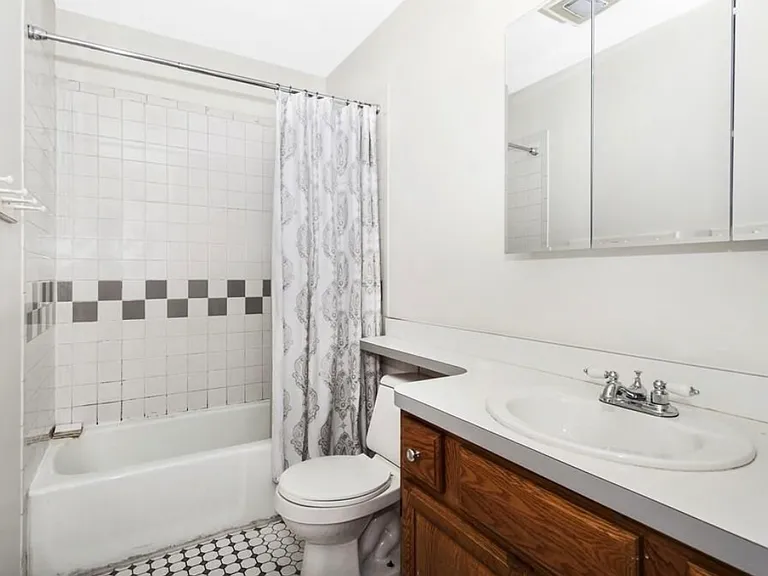 24 P St #1 — Photo 6
