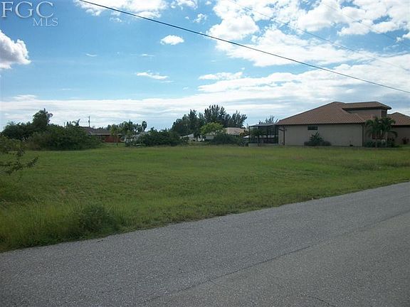 3rd image of 3412 SW 2nd St