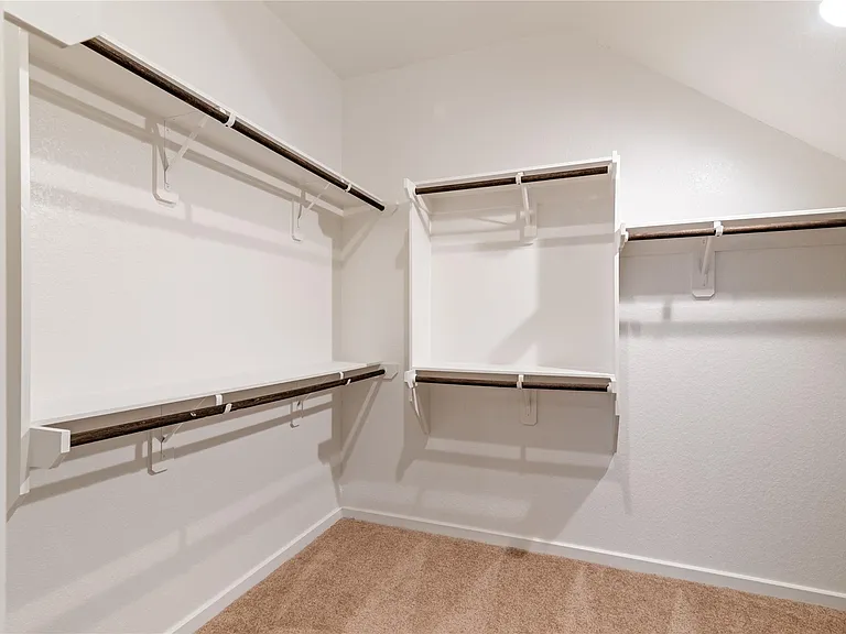 4702 Primrose Valley Ln — Photo 18