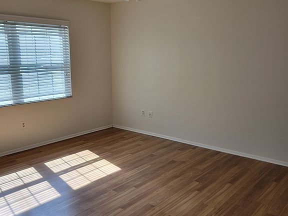 Main bedroou