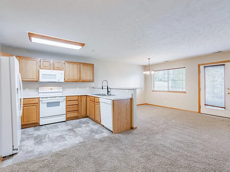8804 Sicily Ln — Photo 11
