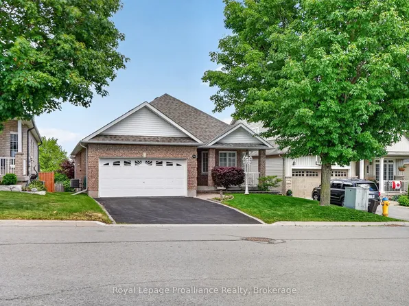 732 Prince Of Wales Dr, Cobourg, ON K9A 5X8